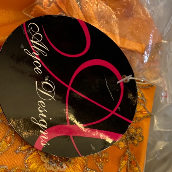 Alyce Design Prom/Ballgown/Princess dress - Picture 6 of 8